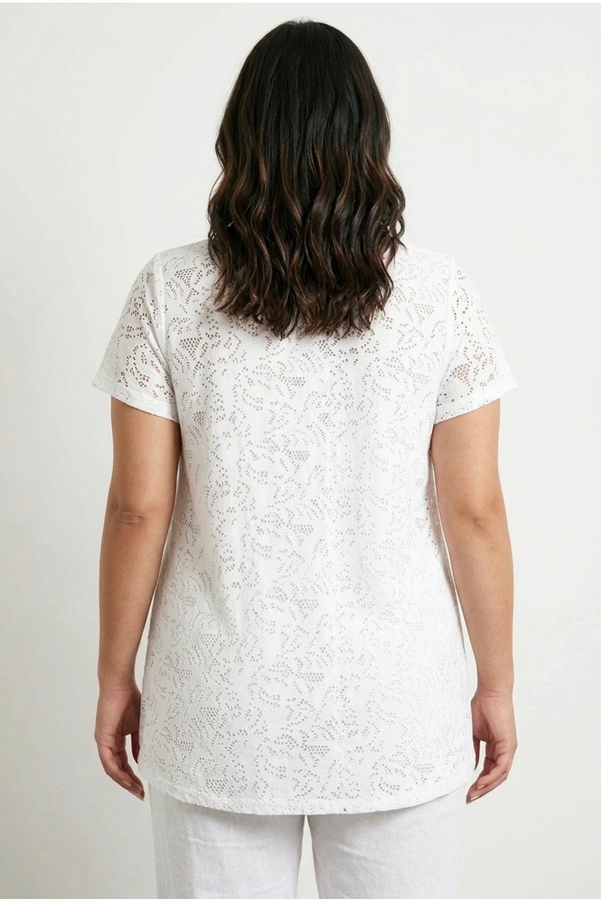 Plus Size V-Neck Sleeveless Unlined Lace T-shirt