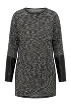 Plus Size Crew Neck Long Sleeve Leather Detailed T-shirt