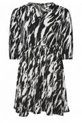 Plus Size V-Neck Half Sleeve Patterned Mini Dress