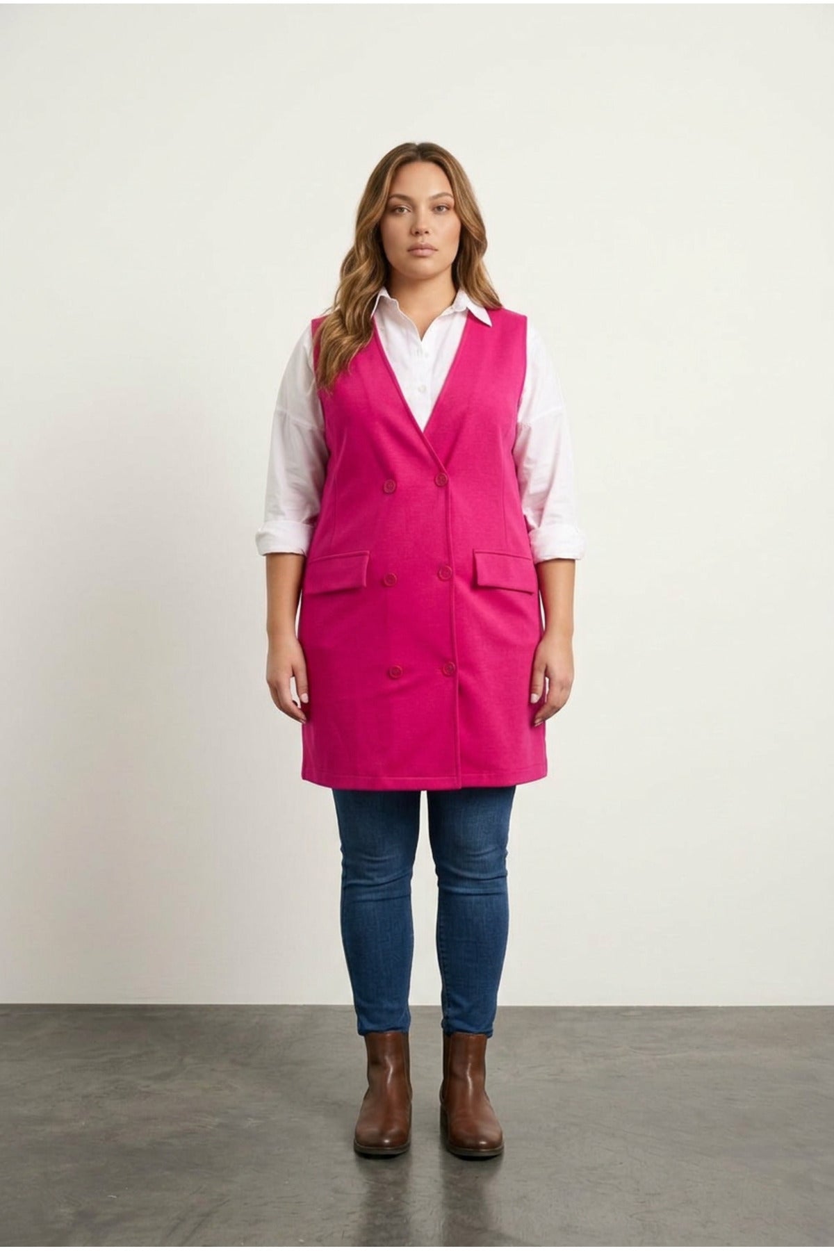 Plus Size Sleeveless Front Buttoned Pocket-Detailed Cardigan