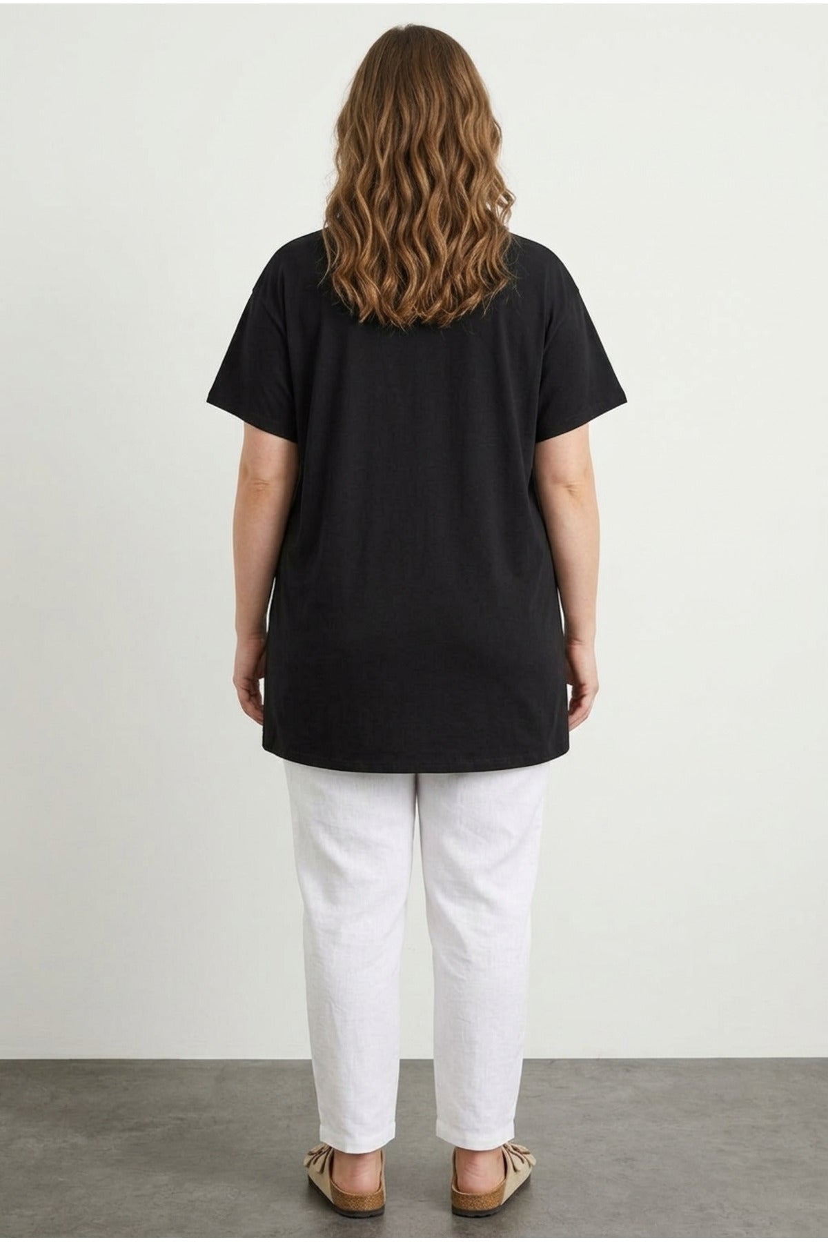 Plus Size Crew Neck Short Sleeve Slash Detail Printed Stretchy Fabric T-shirt