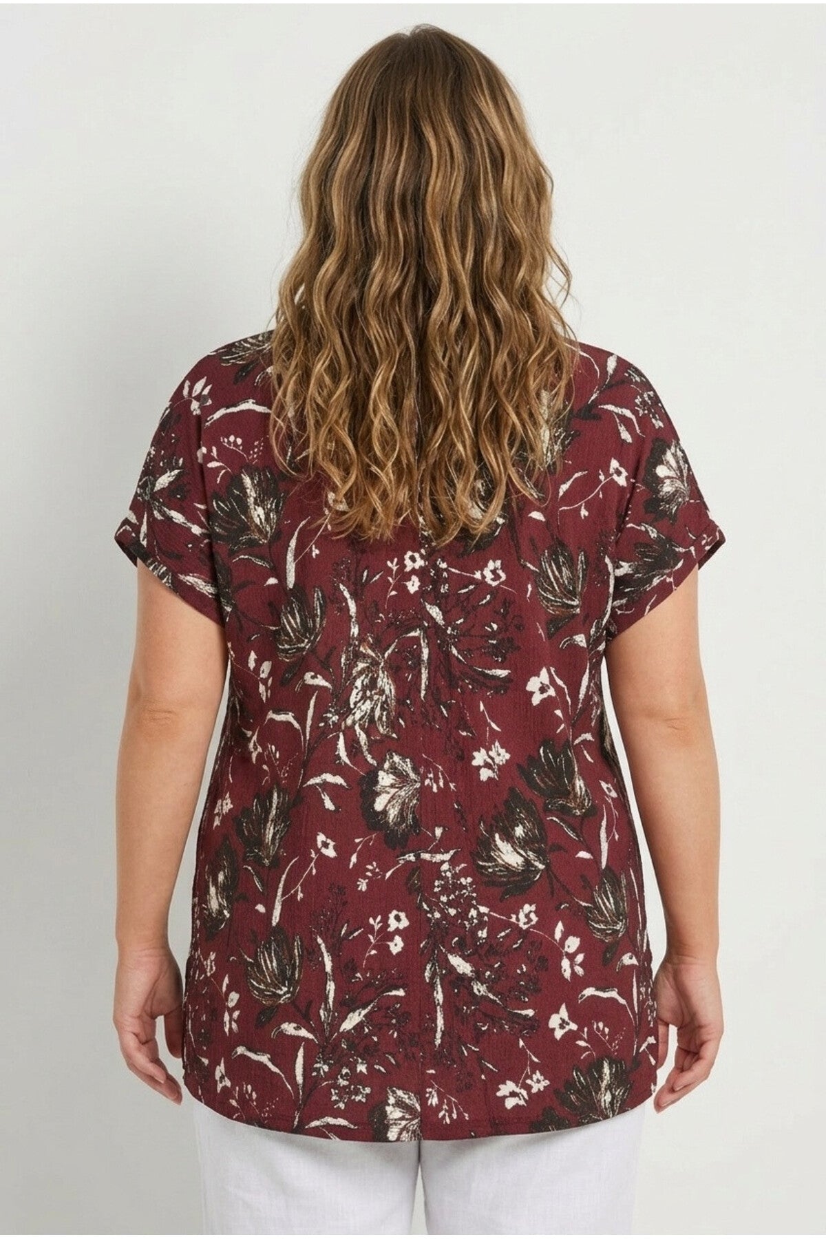 Plus Size Short Sleeve Crew Neck Printed T-shirt