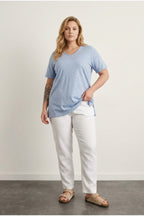 Plus Size Short Sleeve V-Neck Side Slit Metallic Print T-shirt