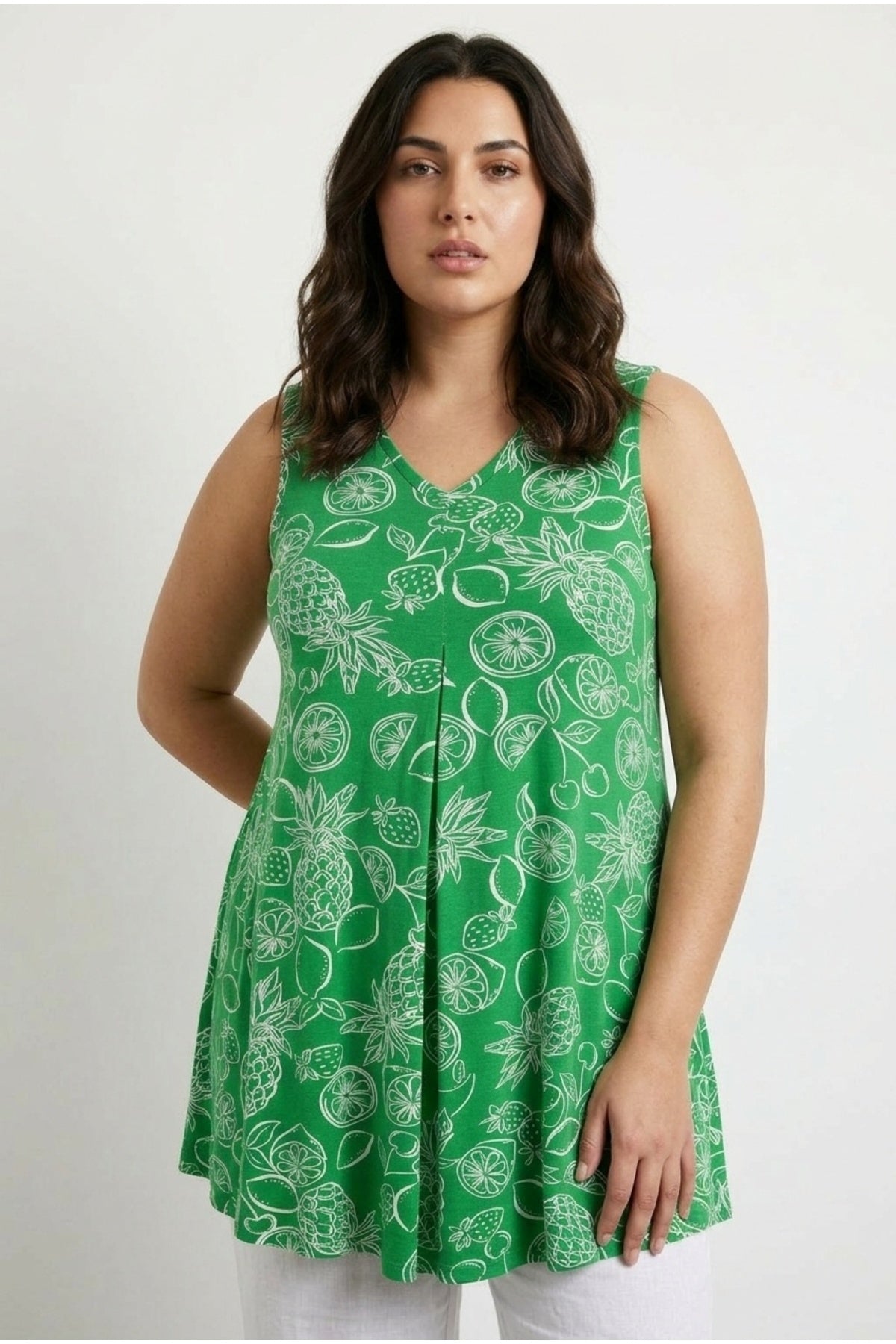 Plus Size V-Neck Sleeveless Floral Print T-shirt