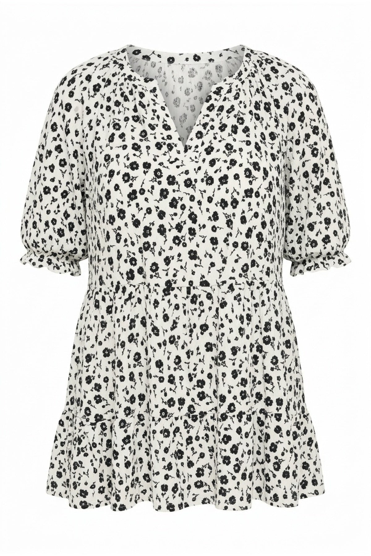 Plus Size Half Sleeve V-Neck Patterned Blouse with Ruffled Hem