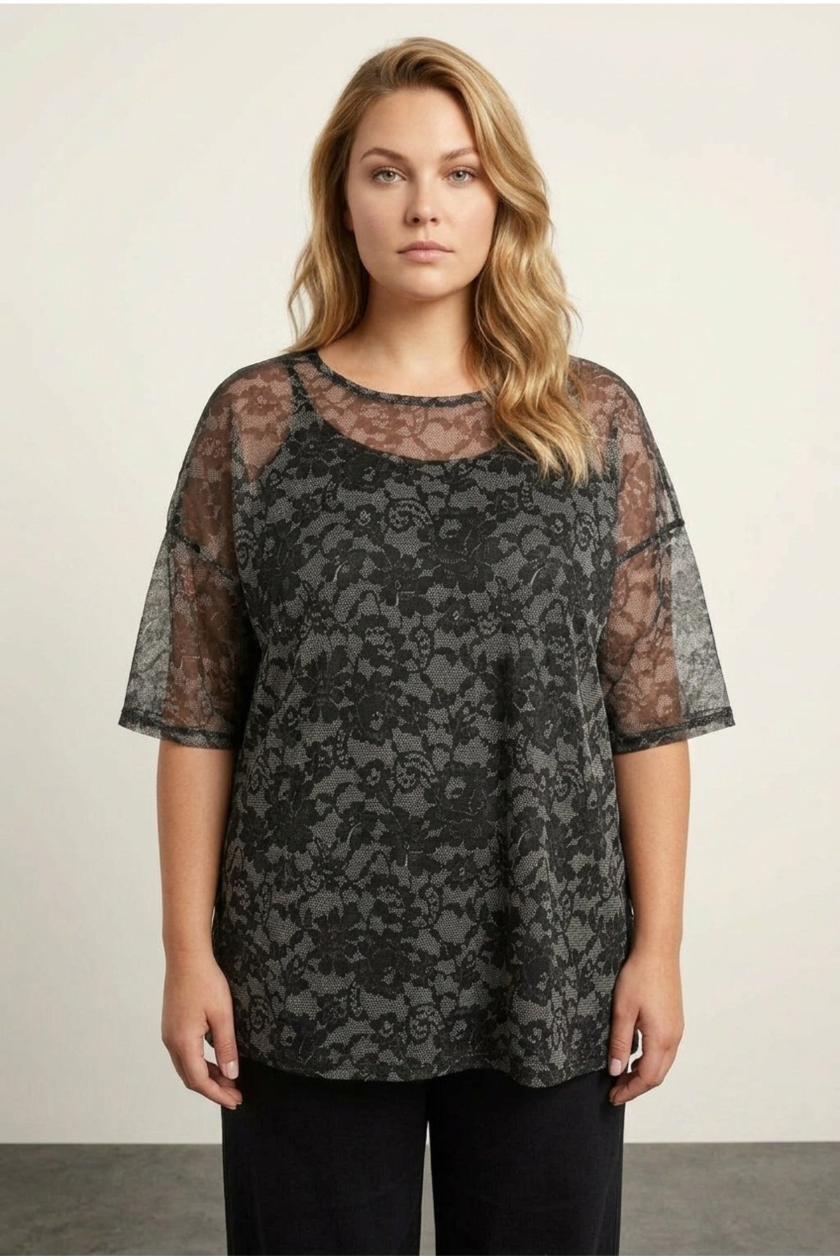 Plus Size 3/4 Sleeve Lined Patterned Tulle Blouse