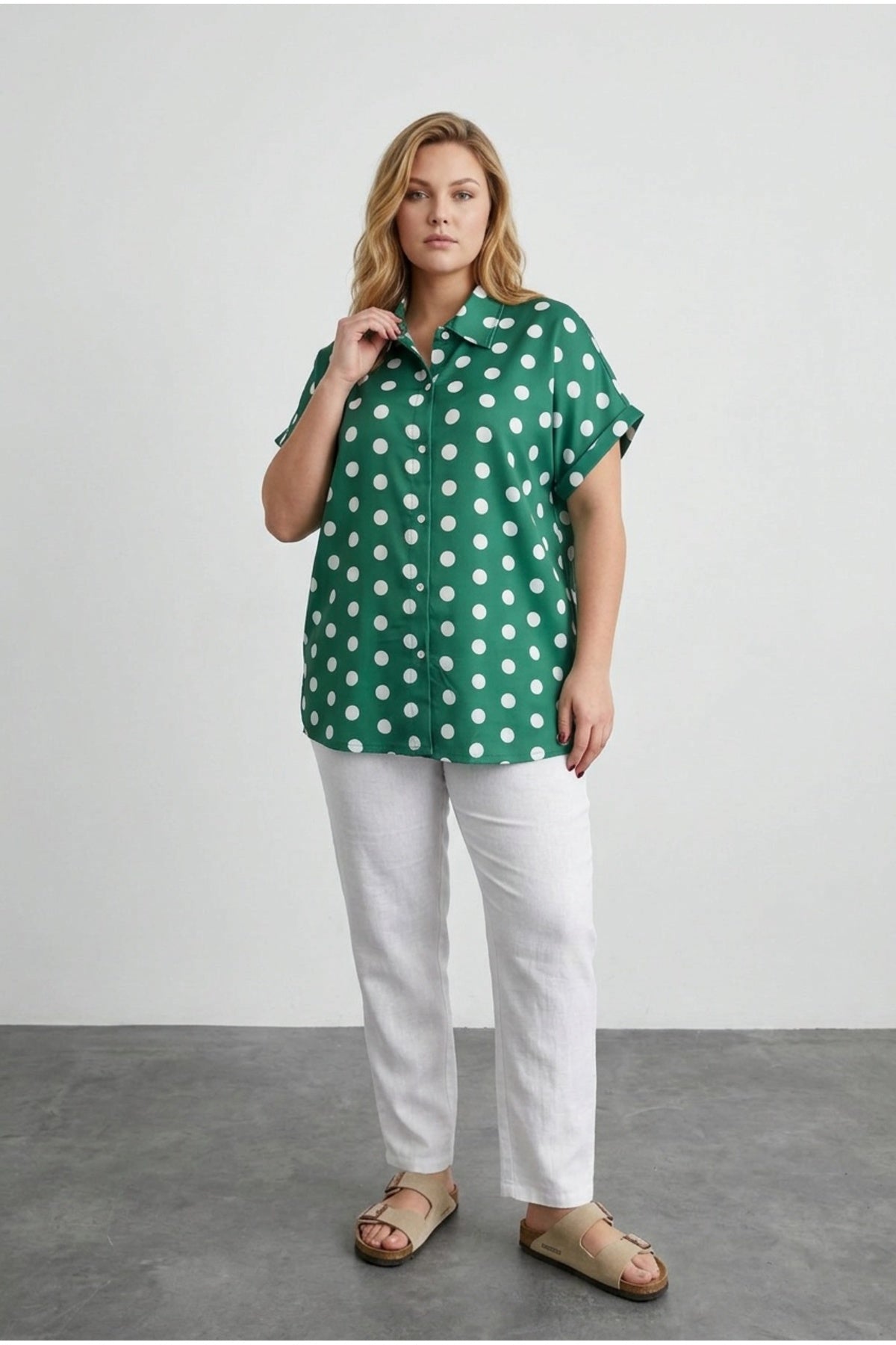 Plus Size Button-Front Short Sleeve Polka Dot Patterned Shirt