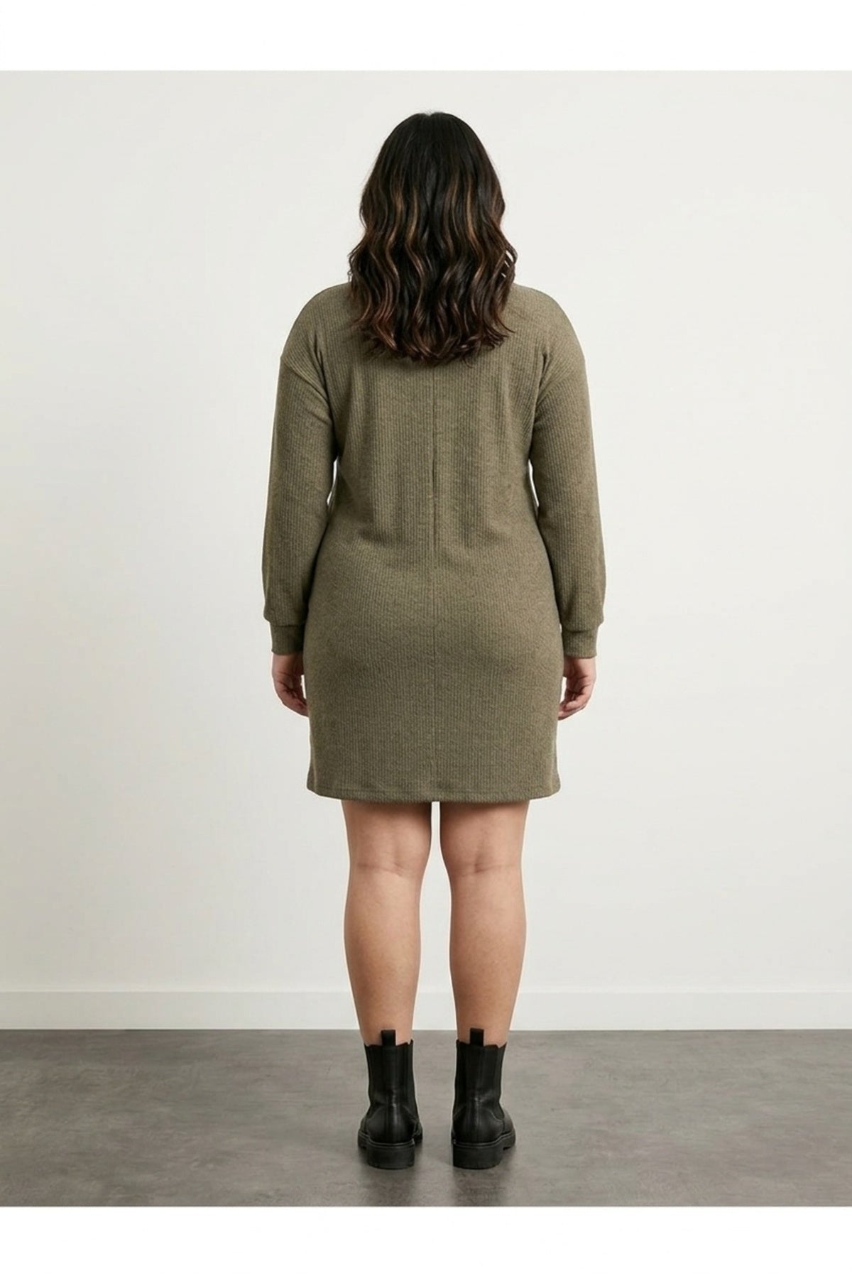 Plus Size Long Sleeve Crew Neck Straight Cut Dress