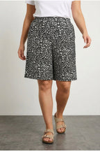 Plus Size Elastic Waist Patterned Loose Fit Stretchy Shorts