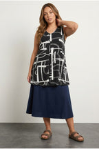 Plus Size V-Neck Sleeveless Draped Patterned Stretchy Blouse