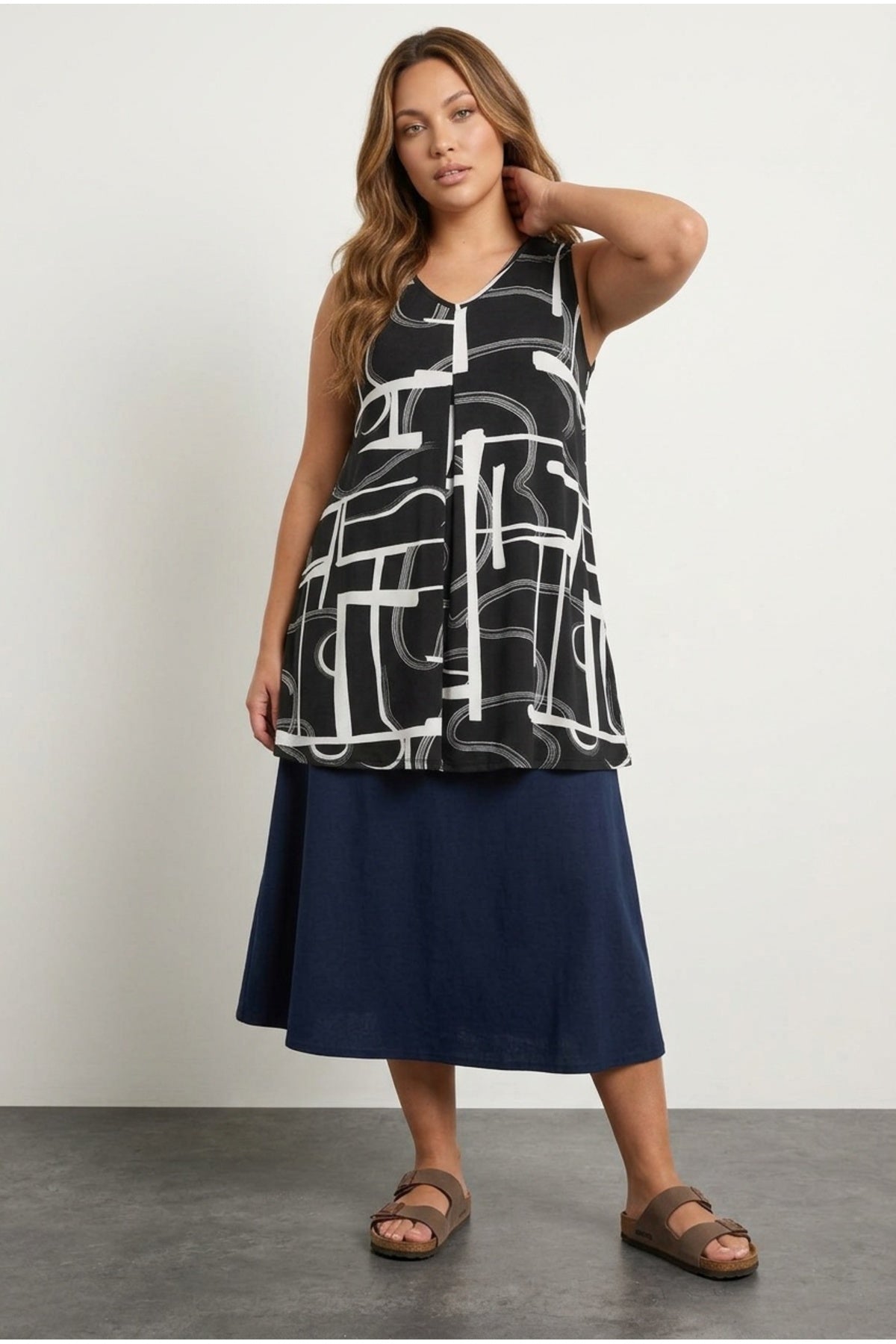 Plus Size V-Neck Sleeveless Draped Patterned Stretchy Blouse