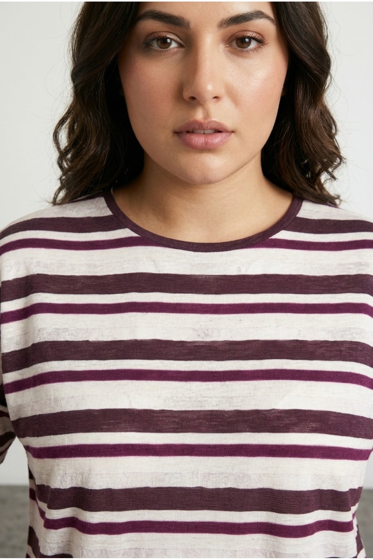 Plus Size Side Slit Short Sleeve Crew Neck Striped T-shirt