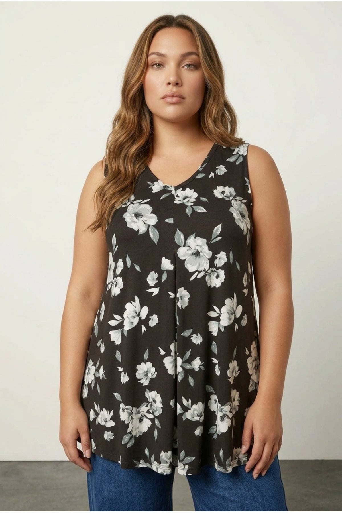 Floral Patterned Sleeveless Top