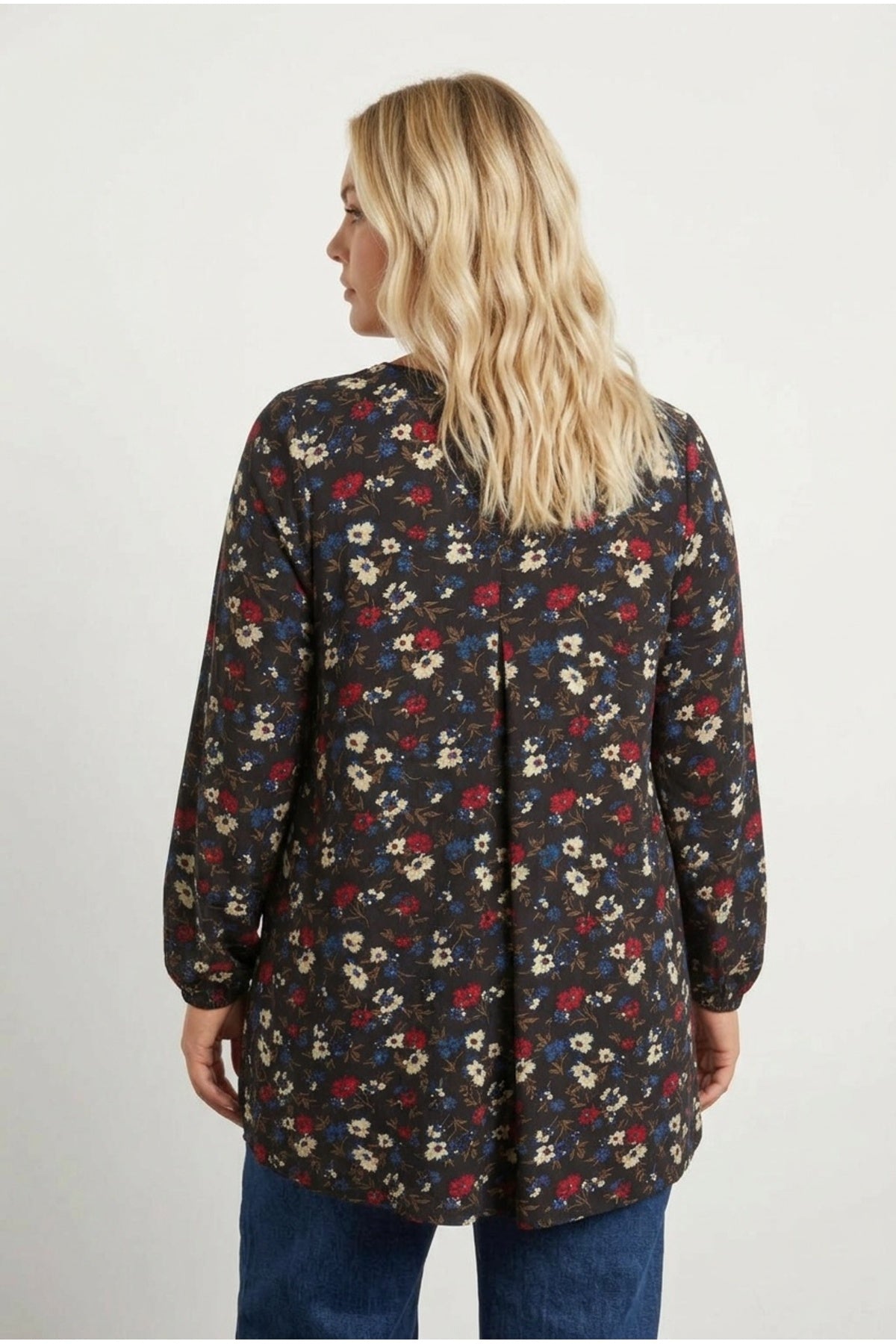 Plus Size Long Sleeve V-Neck Pleated Front Floral Print Blouse