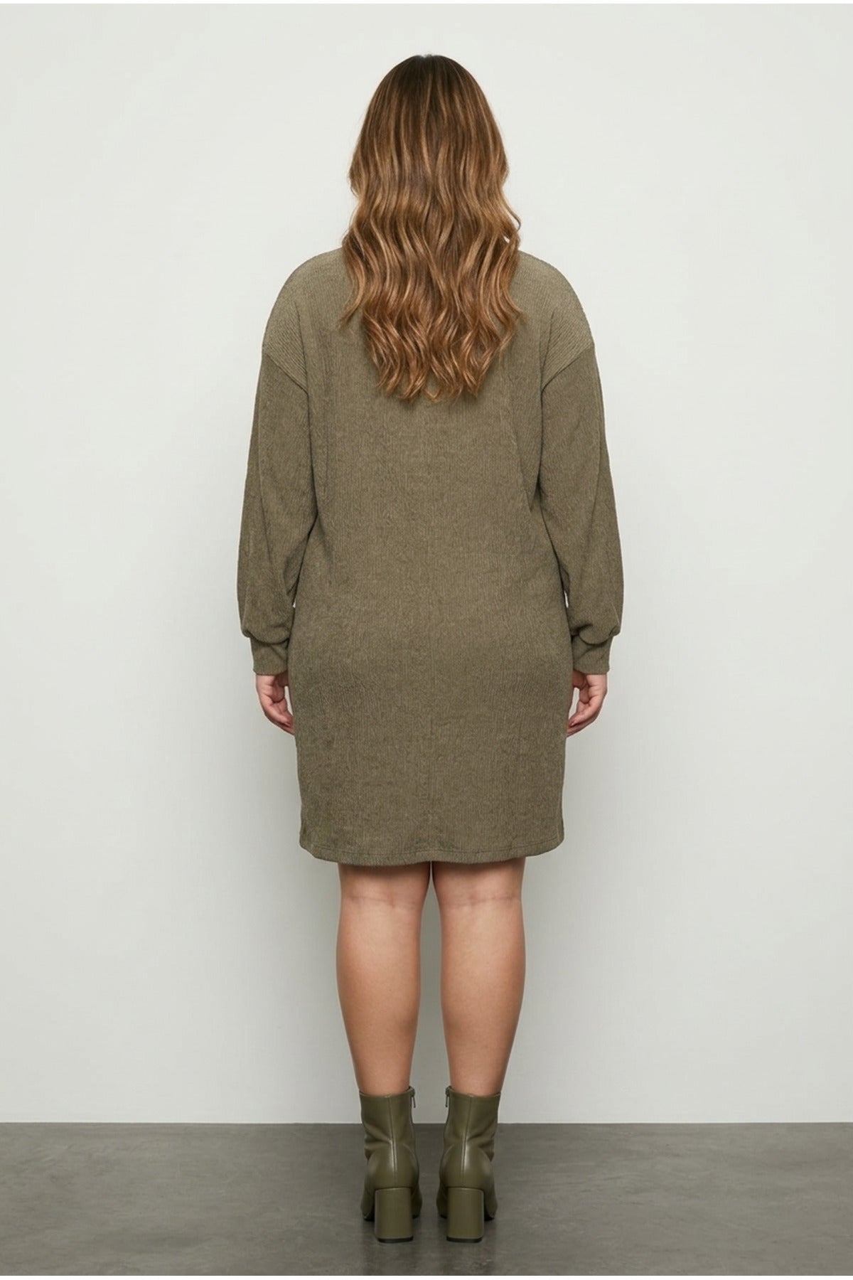 Plus Size Long Sleeve Crew Neck Straight Cut Dress