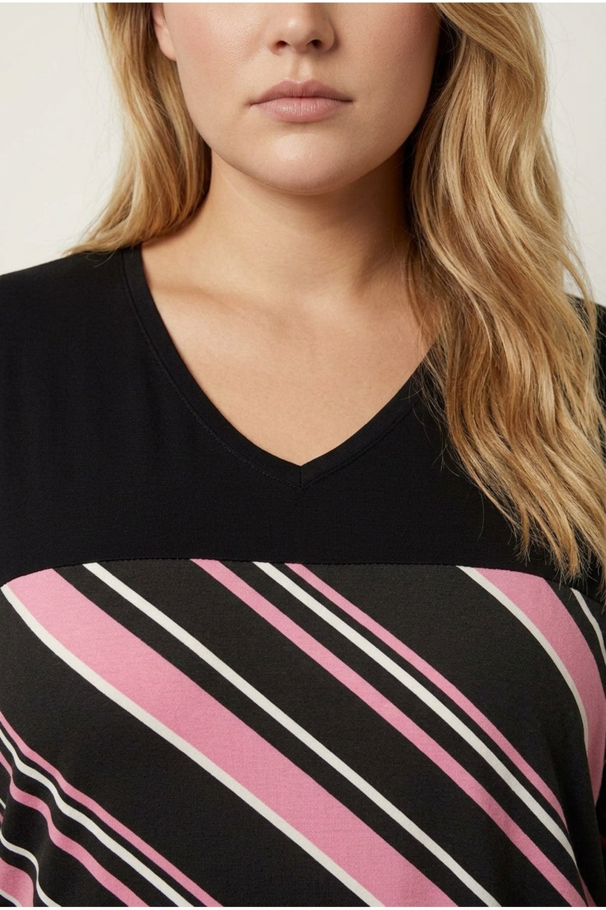 Plus Size V-Neck Long Sleeve Elasticated Cuff Slit Blouse