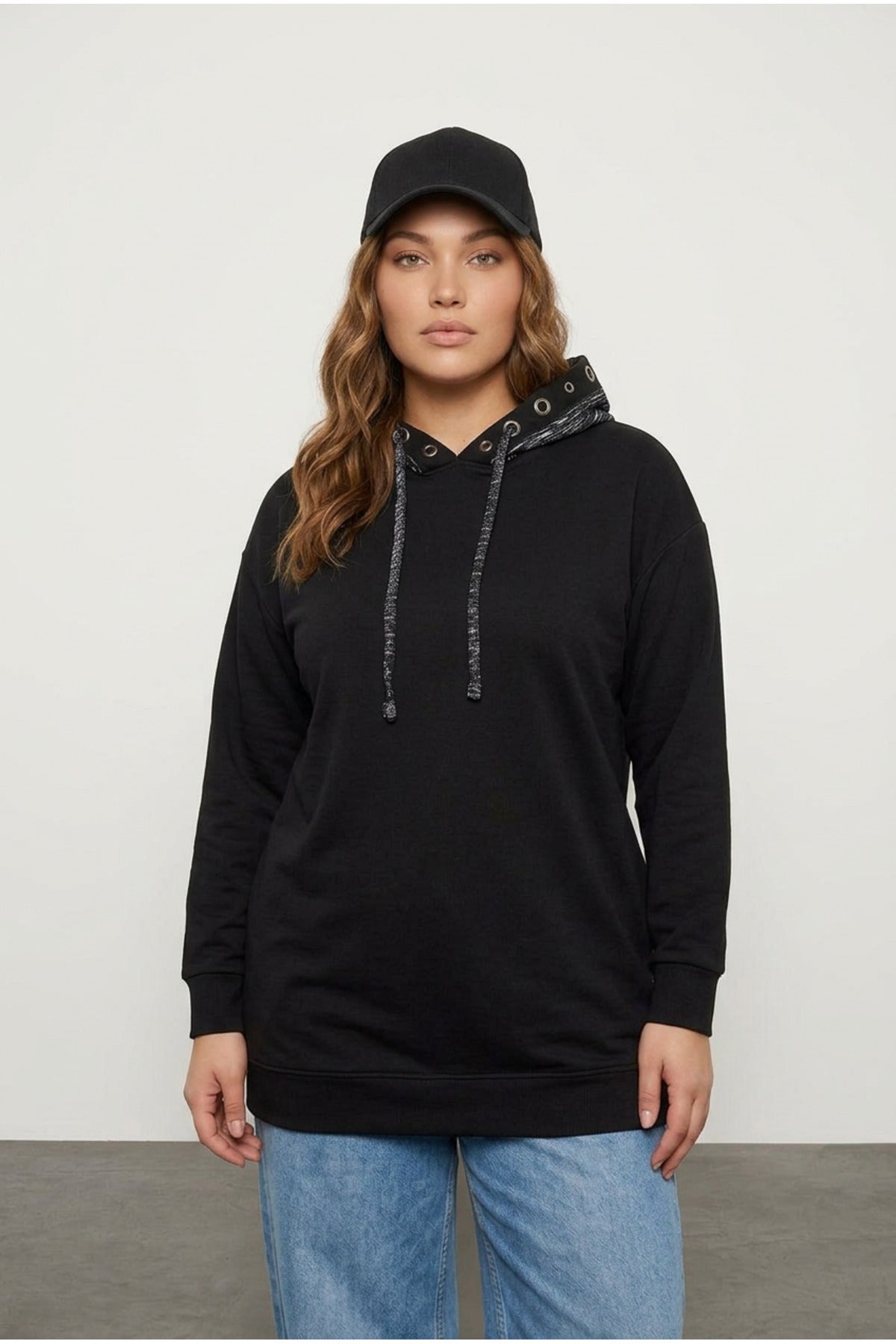 Plus Size Long Sleeve Patterned Hooded Pocketed Sweatshirt