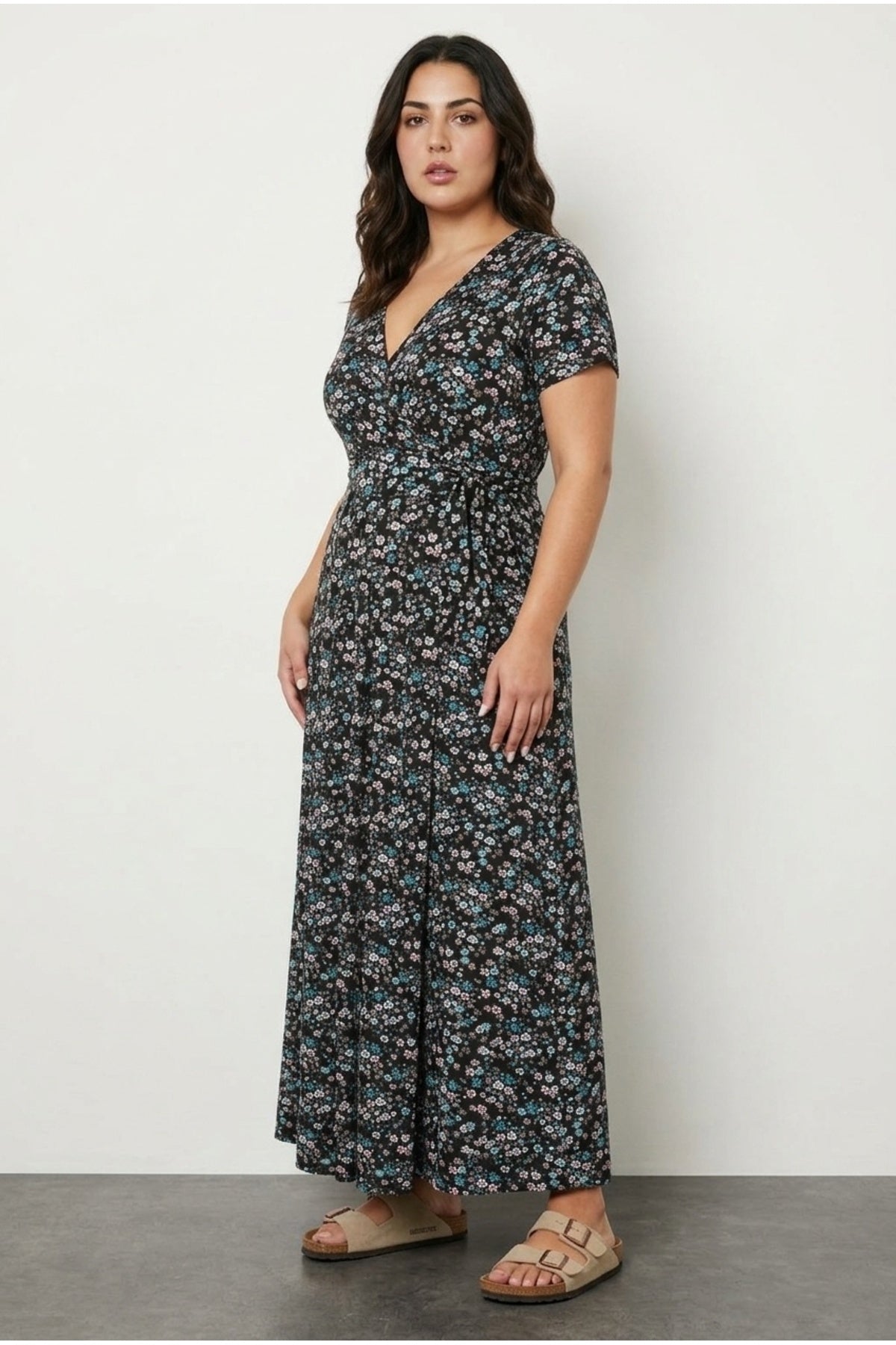 Plus Size V-neck Short Sleeve Belted Waist Floral Print Maxi Dress