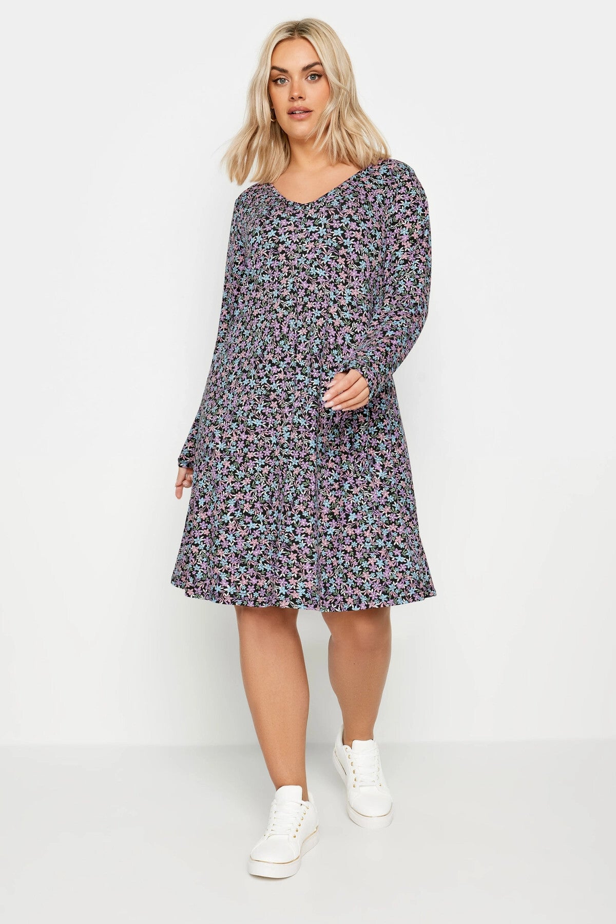 Plus Size V-Neck Long Sleeve Patterned Midi Length Dress