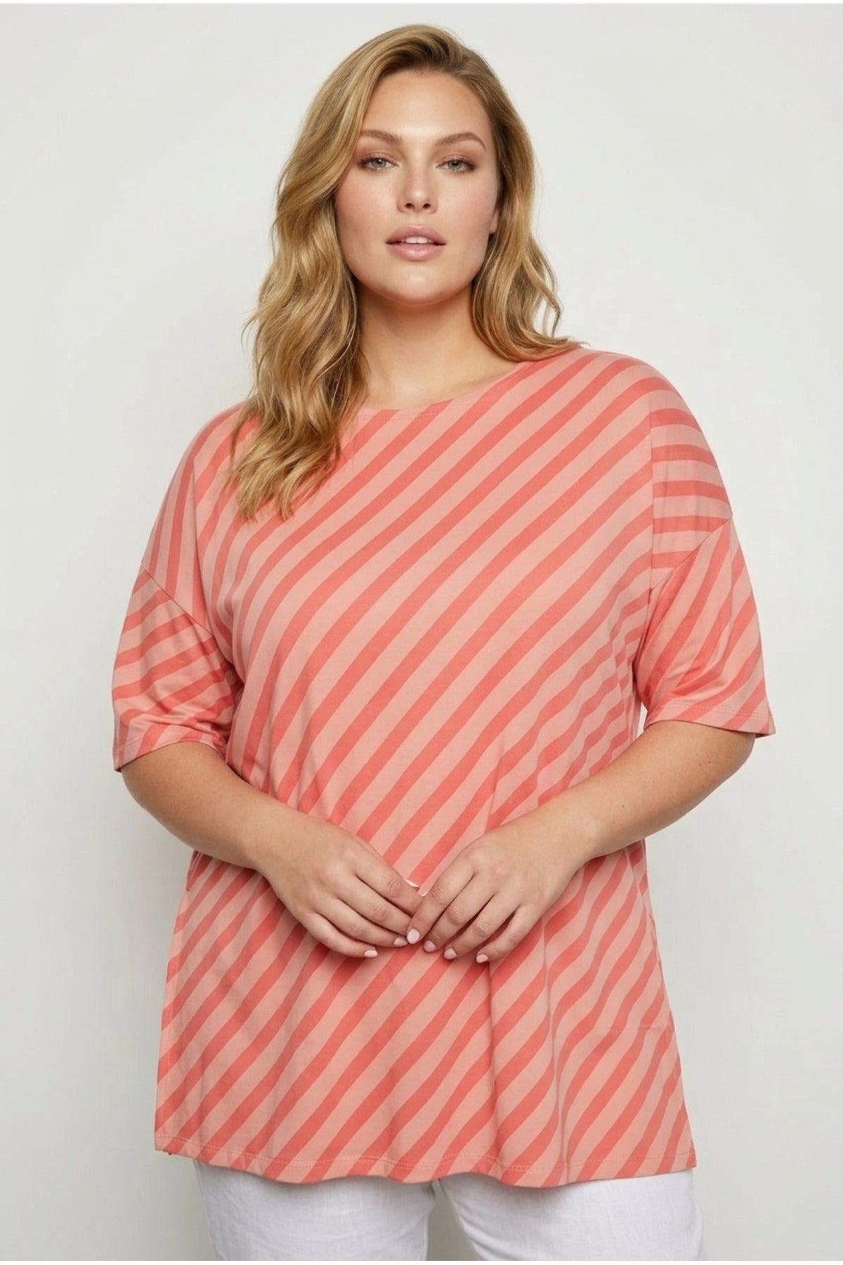 Plus Size Crew Neck Short Sleeve Slit-Detailed T-shirt