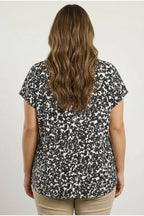 Plus Size V-Neck Floral Patterned Short Sleeve Blouse