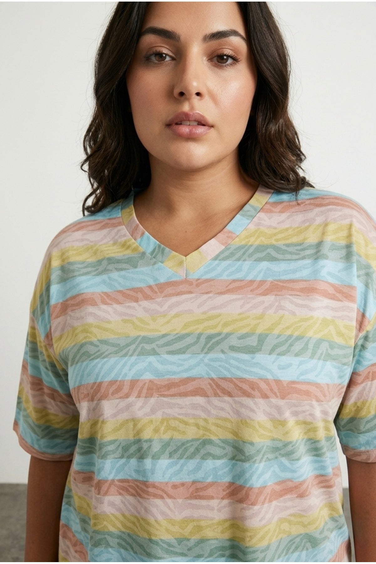 Plus Size V-Neck Striped Zebra Print T-shirt