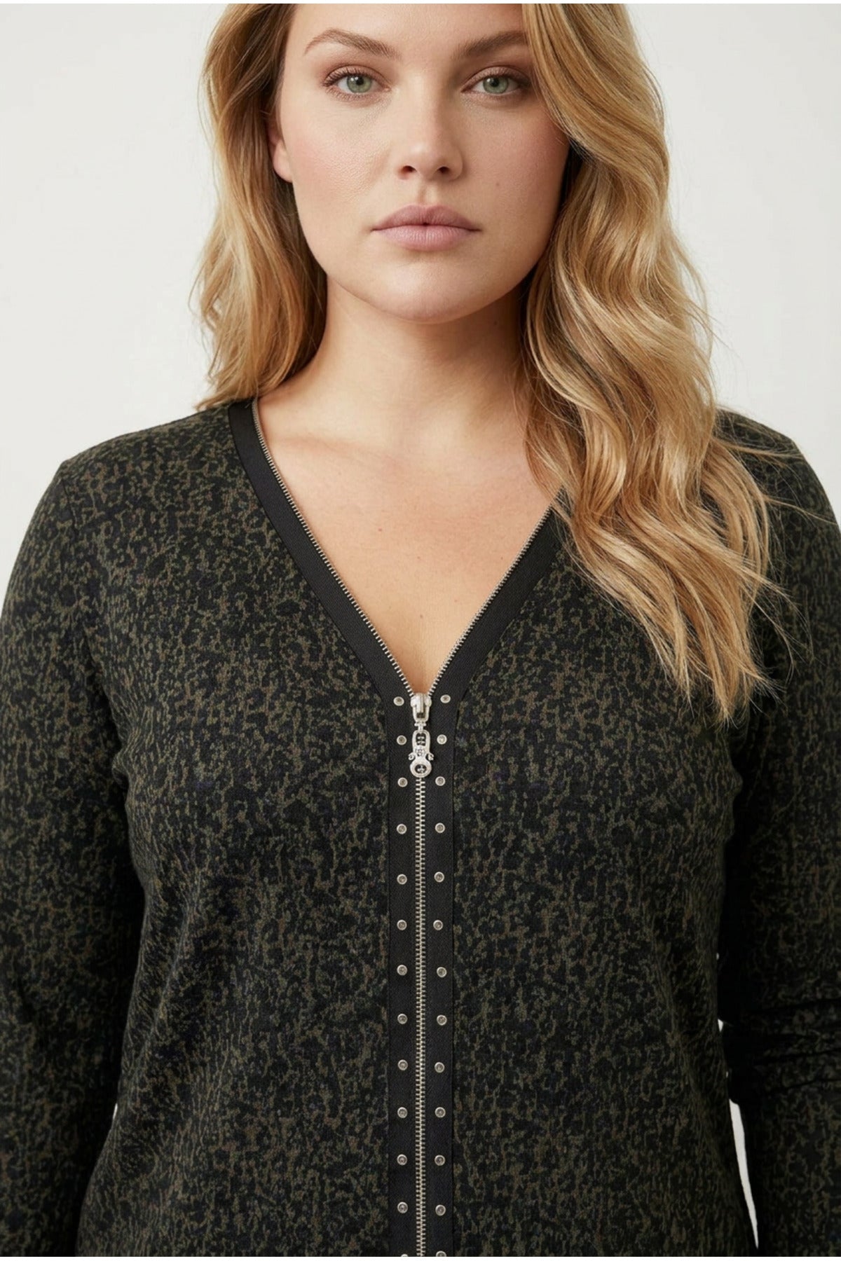 Plus Size V-Neck Front Zippered Slit Detail Leopard Print Blouse