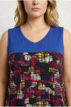 Plus Size Sleeveless V-Neck Patterned Stretchy Blouse