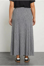 Plus Size Elastic Waist Front Pocket Ribbed Maxi Skirt