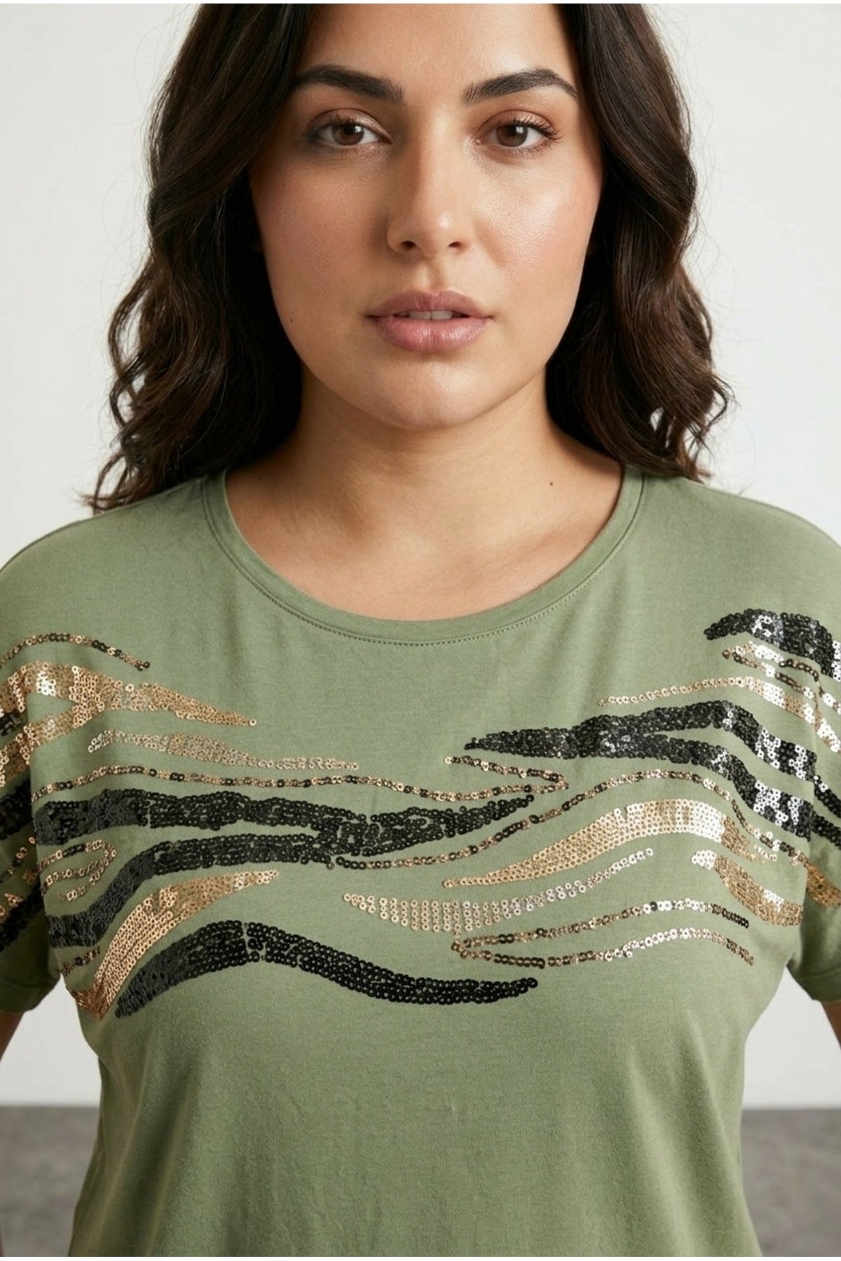 Plus Size Crew Neck Short Sleeve Sequined Glitter Print T-shirt