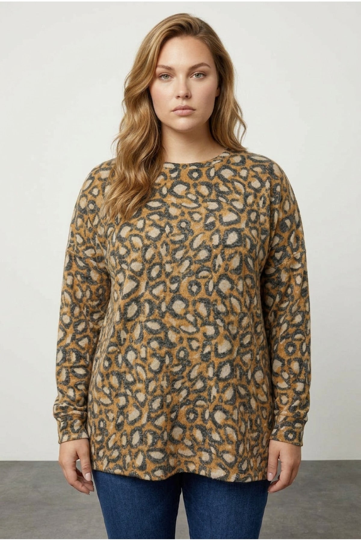 Plus Size Crew Neck Orange Leopard Print Plush Sweater
