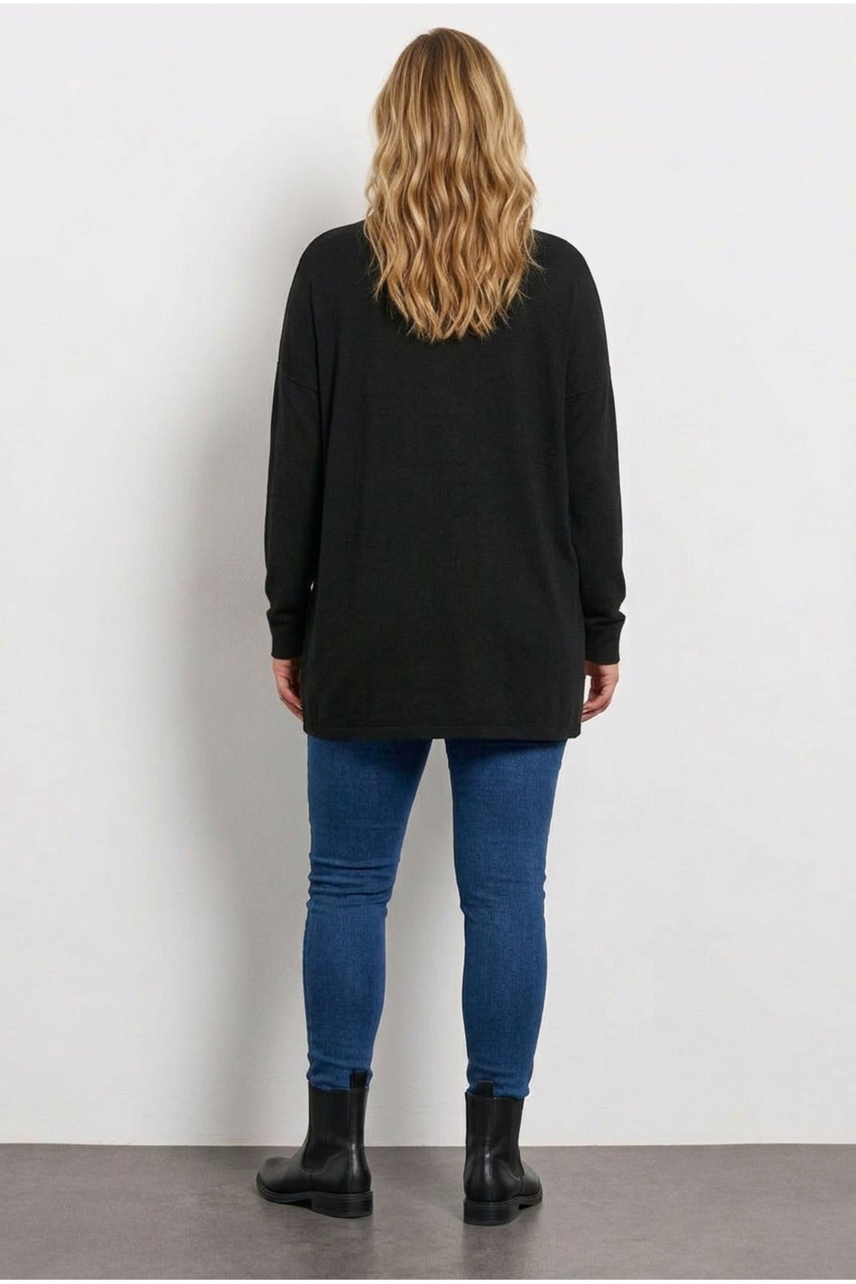 Plus Size Long Sleeve Crew Neck Sequin Tunic