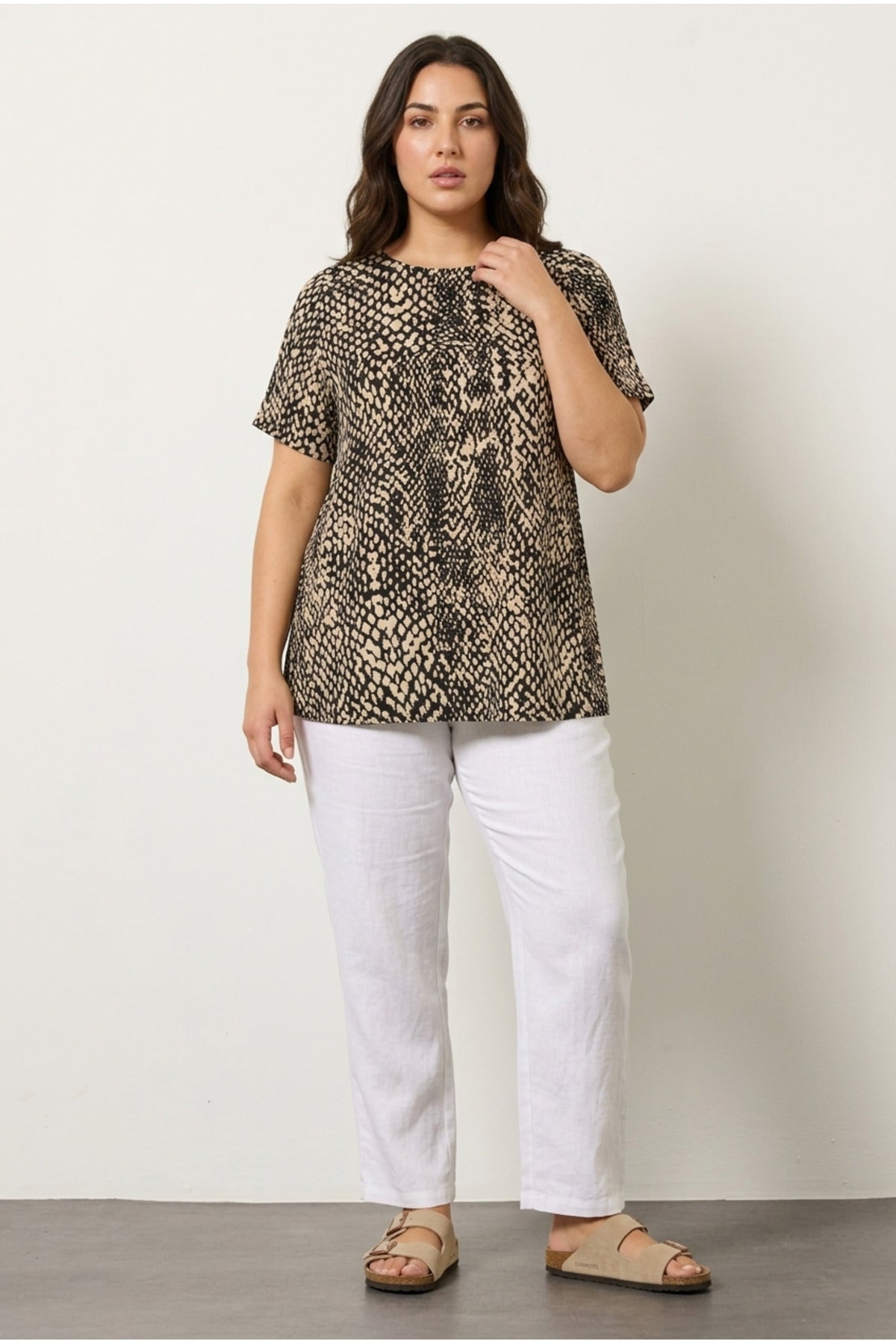 Plus Size Crew Neck Short Sleeve Leopard Print Stretchy Fabric T-shirt