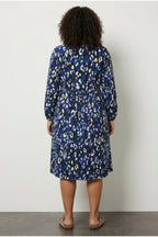 Plus Size V-Neck Long Sleeve Crinkle Fabric Midi Dress