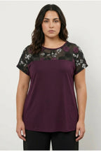 Plus Size Crew Neck Short Sleeve Sequin Detailed Blouse