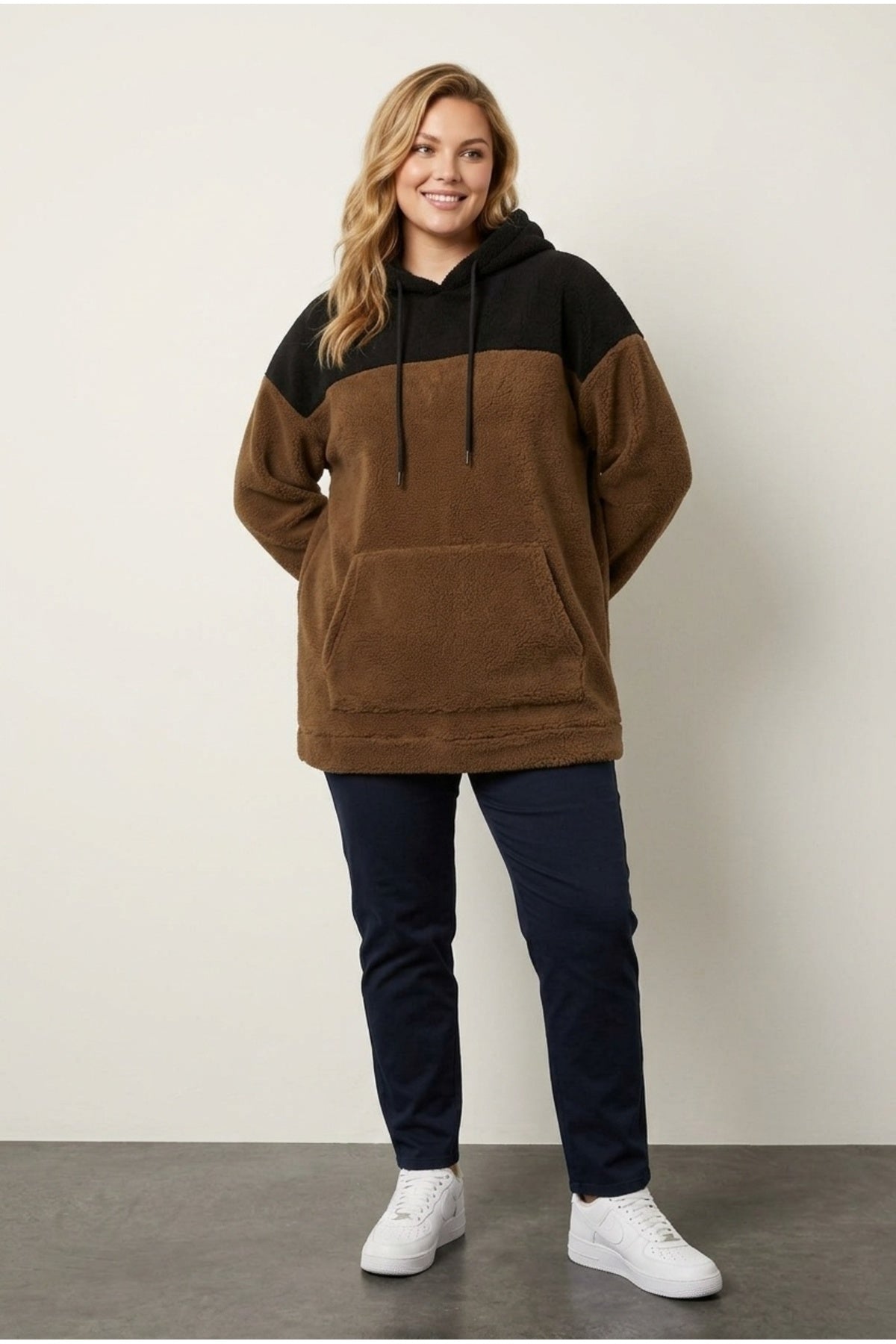 Plus Size Long Sleeve Hooded and Pocketed Plush Sweatshirt
