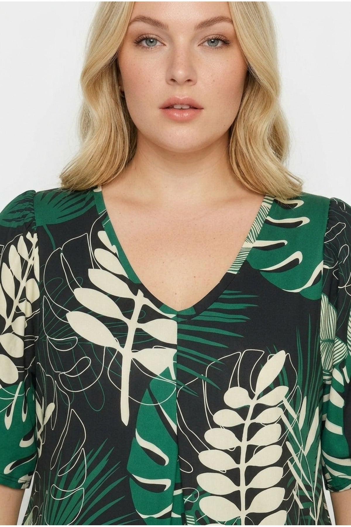 Plus Size V-Neck Short Wide Sleeve Front Pleated Stretchy Fabric Tunic T-shirt