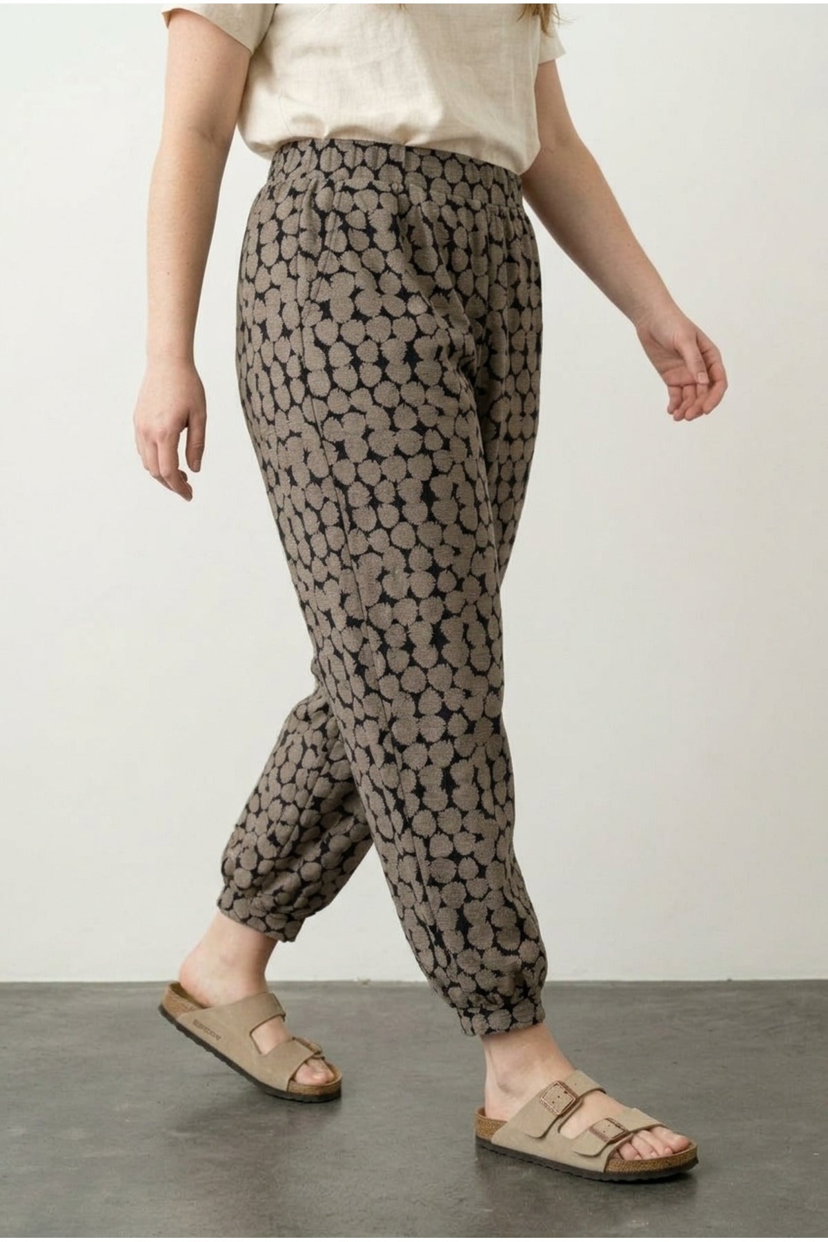 Plus Size Stretchy Fabric Jogger Pants with Elastic Waist, Cuffs, and Pockets
