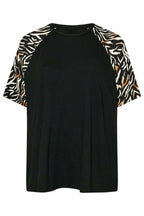 Plus Size Short Sleeve Crew Neck Leopard Print T-shirt