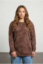 Plus Size Long Sleeve Crew Neck Front Pocket Patterned Sweatshirt