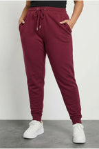 Plus Size Elasticated Waist and Cuffs Tapered Leg Pocketed Jogger Sweatpants
