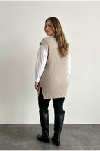 Plus Size V-Neck Short Sleeve Knit Sweater