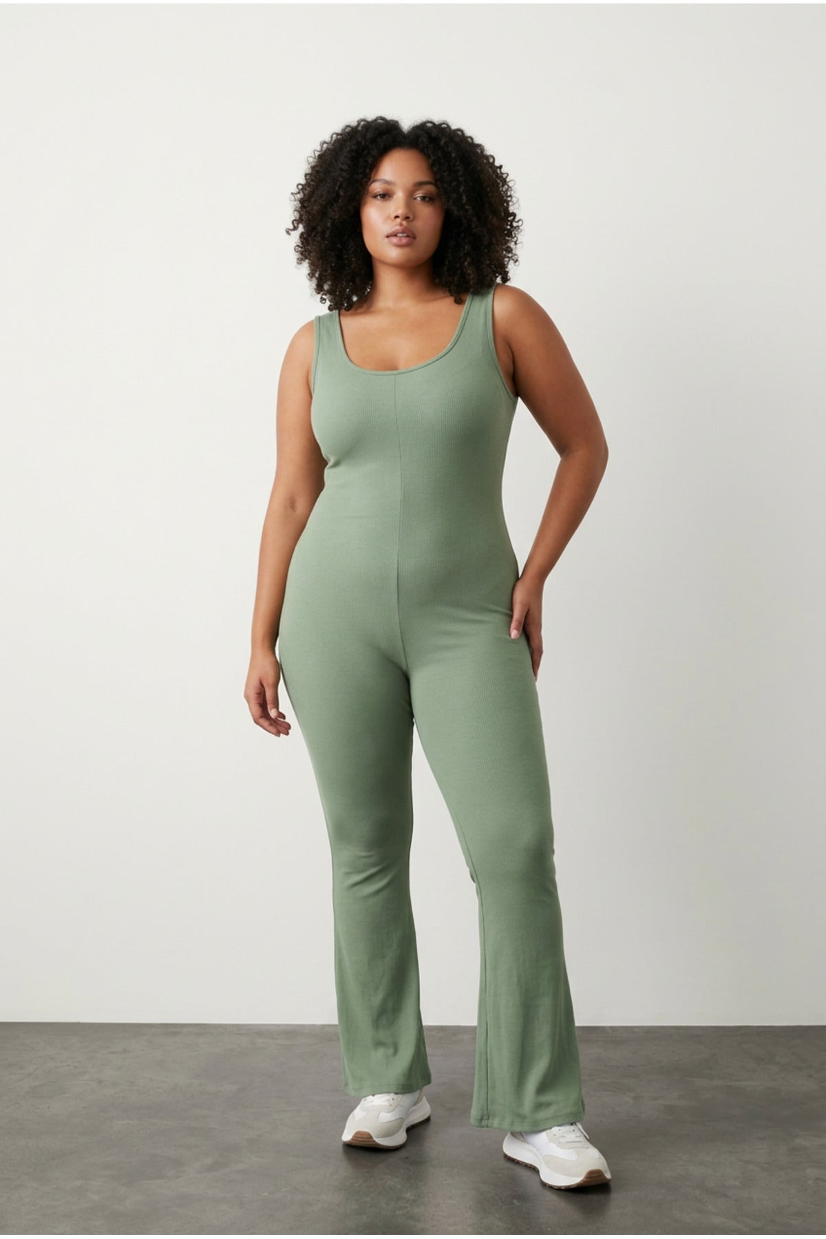 Plus Size Sleeveless Flare Leg Pull-on Stretchy Jumpsuit