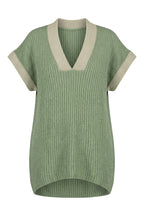 Plus Size V-Neck Short Sleeve Knit Sweater